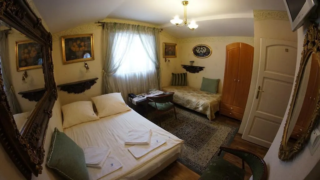 Florian Budget Rooms Krakow Poland
